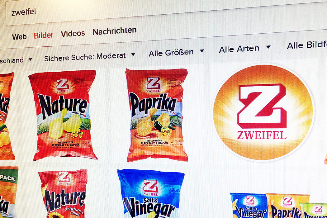 Screenshot von Bildern mit Chipspackungen der Firma Zweifel